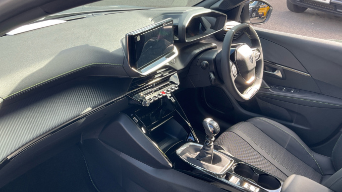 Peugeot 208 1.2 PureTech 100 GT 5dr Petrol Hatchback - Image 9